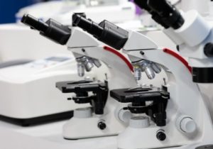 Microscopio confocal
